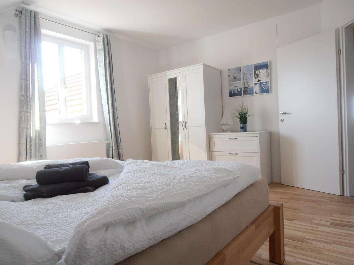 Ferienwohnung Am Kirchberg Йойс Экстерьер фото